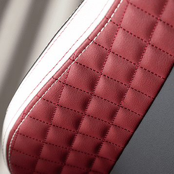 noblechairs LEGEND Black/White/Red detail high-tech materials